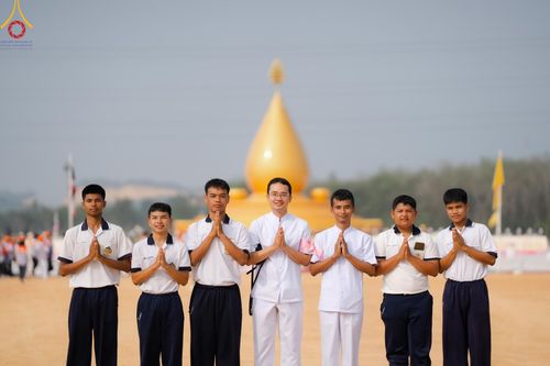 ภาพ No.128962:พระธรรมยาตราเดินธรรมยาตรา ณ ชุมชนรอบศูนย์ปฏิบัติธรรมภาคใต้ อ.บางกล่ำ จ.สงขลา วันที่ 10 มีนาคม พ.ศ. 2567