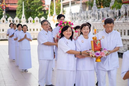 ภาพ No.169188:พิธีทอดกฐิน ณ วัดรางบัว แขวงบางหว้า เขตภาษีเจริญ จ.กรุงเทพมหานคร ในโครงการกฐินสามัคคีทั่วไทย 30,000 วัด บูชาธรรม 80 ปี หลวงพ่อธัมมชโย โดยคณะศิษยานุศิษย์วัดพระธรรมกาย วันที่ 20 ตุลาคม พ.ศ. 2567