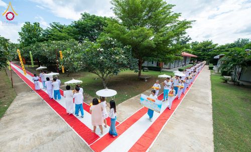 ภาพ No.165704:พิธีทอดกฐิน ศูนย์ปฎิบัติธรรมดอยหล่อ จ.เชียงใหม่ ในโครงการกฐินสามัคคีทั่วไทย 30,000 วัด บูชาธรรม 80 ปี หลวงพ่อธัมมชโย โดยคณะศิษยานุศิษย์วัดพระธรรมกาย วันที่ 20 ตุลาคม พ.ศ. 2567