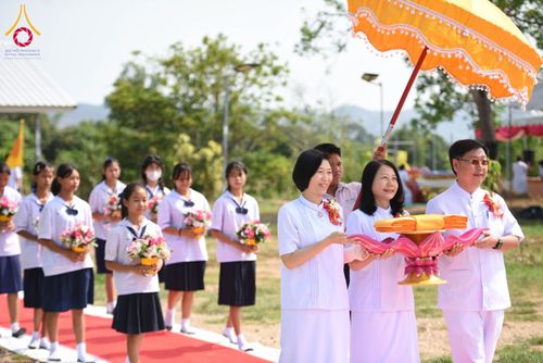 ภาพ No.131470:พิธีทอดผ้าป่ายกค้ำฟ้ามหามงคล อาคาร 80 ปี หลวงพ่อธัมมชโย ณ ศูนย์ปฏิบัติธรรมวิหารแดง ต.เจริญธรรม อ.วิหารแดง จ.สระบุรี วันที่ 17 มีนาคม พ.ศ. 2567