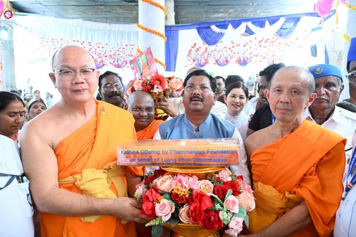 ภาพ No.263323:วันที่ 16 ตุลาคม พ.ศ. 2568 กฐินสมทบหลวงพ่อ ธัมมชโย ถวายแด่ วัดพุทธตรีรัตนะ วิหาร , เมือง ดร อัมเบ็ดการ์ นาการ์ นันเดท  รัฐมหาราษฎร์  ประเทศอินเดีย 