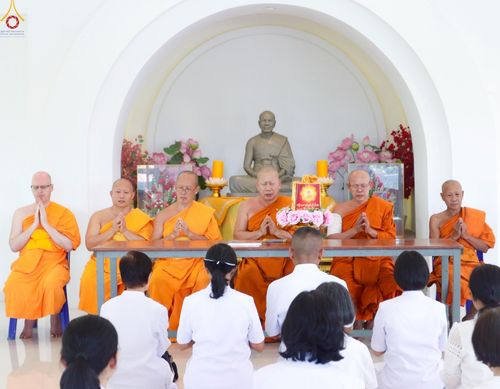 ภาพ No.250721:วันพุธที่ 8 ตุลาคม พ.ศ. 2568 พิธีทอดกฐินสามัคคีทั่วไทย 30,000 วัด โดยคณะศิษยานุศิษย์ บูชาธรรม 81 ปี หลวงพ่อธัมมชโย ณ วัดบางปลา อ.บางเลน จ.นครปฐม