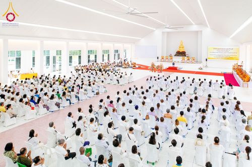 ภาพ No.152455:พิธียกฉัตรขาว 5 ชั้น กางกั้นถวายองค์พระประธาน อาคารปฏิบัติธรรมวัดสายสุวพรรณ ต.คลองสี่ อ.คลองหลวง จ.ปทุมธานี วันเสาร์ที่ 7 กันยายน พ.ศ. 2567