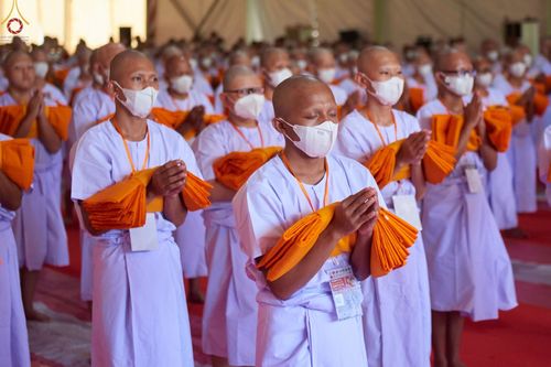 ภาพ No.67961:พิธีบรรพชาสามเณรธรรมทายาท ณ บรมพุทโธ ประเทศอินโดนีเซีย วันที่ 17 ธันวาคม พ.ศ. 2565