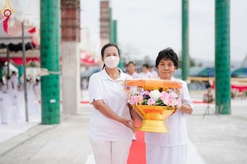 ภาพ No.123949:พิธีทอดผ้าป่า ปิดแผ่นทองค้ำฟ้า ครบรอบ 1 ปี สถาปนาอาคาร 80 ปี หลวงพ่อธัมมชโย ณ ศูนย์ปฏิบัติธรรมวิหารแดง ตำบลเจริญธรรม อำเภอวิหารแดง จ.สระบุรี วันที่ 18 กุมภาพันธ์ พ.ศ. 2567