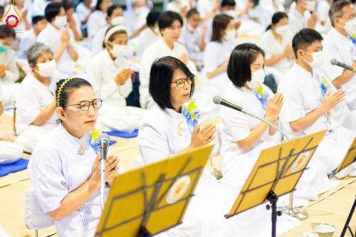 ภาพ No.106647:พิธีถวายภัตตาหารเป็นสังฆทาน แด่คณะพระธรรมยาตราฯ ในโครงการธรรมยาตรากตัญญูบูชา มหาปูชนียาจารย์ พระมงคลเทพมุนี(สด จนฺทสโร) พระผู้ปราบมาร อนุสรณ์สถาน 7 แห่ง ปีที่ 12 วันที่ 6 มกราคม พ.ศ. 2567 ณ อนุสรณ์สถานโลตัสแลนด์ จ.สุพรรณบุรี