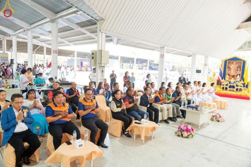 ภาพ No.111355:กิจกรรมงานวันเด็กแห่งชาติ รวมพลังเด็กเก่งและดี สร้างความดีสากล ปีที่ 6 ร่วมจัดโดย เทศบาลเมืองท่าโขลง พุทธสมาคมปทุมธานี องค์การบริหารส่วนตำบลคลองสาม ณ วัดพระธรรมกาย จ.ปทุมธานี วันที่ 13 มกราคม พ.ศ. 2567