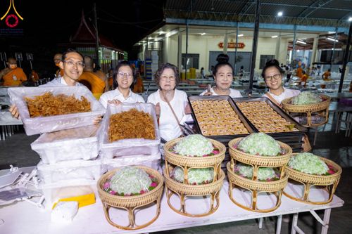 ภาพ No.112846:พิธีถวายภัตตาหารเป็นสังฆทาน แด่คณะพระธรรมยาตรา ปีที่ 12 วันที่ 15 มกราคม พ.ศ. 2567 ณ วัดสองพี่น้อง จ.สุพรรณบุรี