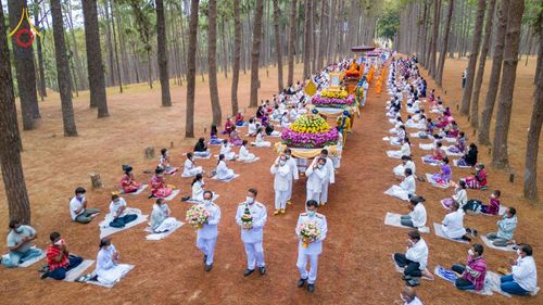 ภาพ No.76285:พิธีต้อนรับสัญญาบัตร - พัดยศ   พระวชิรกิจโสภณ  ณ อุโบสถวัดบ้านขุน ตำบลบ่อหลวง อำเภอฮอด จังหวัดเชียงใหม่ วันศุกร์ที่ ๑๗ เดือน กุมภาพันธ์ พุทธศักราช ๒๕๖๖