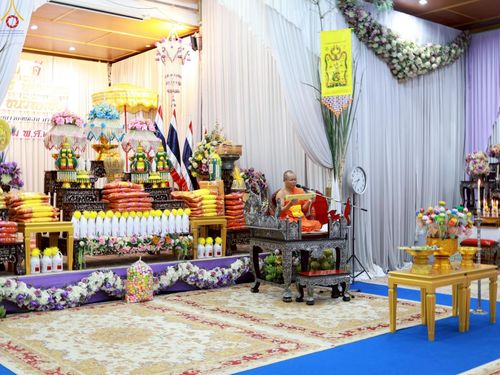 ภาพ No.261114:วันที่ 19 ตุลาคม พ.ศ. 2568 พิธีทอดกฐินสามัคคีทั่วไทย 30,000 วัด โดยคณะศิษยานุศิษย์ บูชาธรรม 81 ปี หลวงพ่อธัมมชโย ณ วัดเรืองยศสุทธาราม เขตบางคอแหลม กรุงเทพฯ