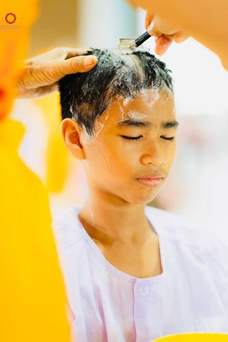 ภาพ No.63211:พิธีบรรพชาสามเณร ฟื้นฟูพระพุทธศาสนาทั่วไทย ณ ศูนย์ปฏิบัติธรรมสมุทรปราการ ต.คลองด่าน อ.บางบ่อ จ.สมุทรปราการ วันที่ 6 และ 9 เมษายน พ.ศ. 2567