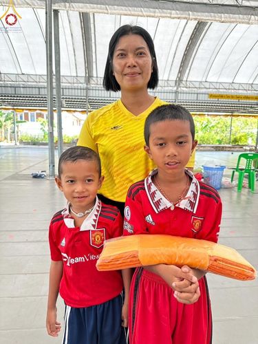 ภาพ No.133213:กิจวัตรกิจกรรมการฝึกตัวก่อนบวช และพิธีตัดปอยผมธรรมทายาท ณ ศูนย์ปฏิบัติธรรมและอบรมเยาวชนเมืองยะลา วันที่ 1-2 เมษายน พ.ศ. 2567