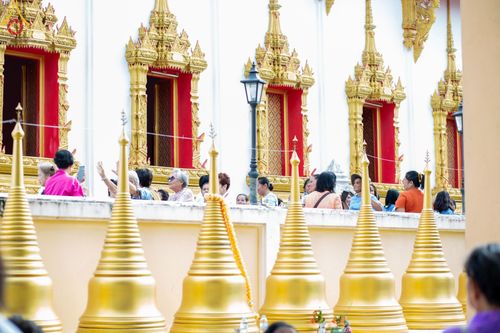 ภาพ No.166141:พิธีทอดกฐิน ณ วัดโพธิ์เลื่อน อ.เมือง จ.ปทุมธานี ในโครงการกฐินสามัคคีทั่วไทย 30,000 วัด บูชาธรรม 80 ปี หลวงพ่อธัมมชโย โดยคณะศิษยานุศิษย์วัดพระธรรมกาย วันที่ 20 ตุลาคม พ.ศ. 2567