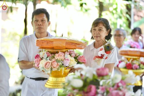 ภาพ No.132947:พิธีทอดผ้าป่าสามัคคีเพื่อสร้างทุกสิ่ง ณ ศูนย์ปฏิบัติธรรมบุญประสาน ต.พญาเย็น อ.ปากช่อง จ.นครราชสีมา