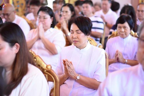 ภาพ No.258921:วันที่ 19 ตุลาคม พ.ศ. 2568 พิธีทอดกฐินสามัคคีทั่วไทย 30,000 วัด โดยคณะศิษยานุศิษย์ บูชาธรรม 81 ปี หลวงพ่อธัมมชโย ณ วัดป้อมใหญ่ จ.พระนครศรีอยุธยา