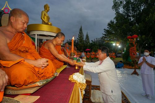 ภาพ No.206721:พิธีตักบาตรพระ 1,000 รูป ปืที่ 7 วันอาทิตย์ที่ 9 กุมภาพันธ์ พ.ศ. 2568 ณ วัดห้วยตองสัก อำเภอจอมทอง จังหวัดเชียงใหม่