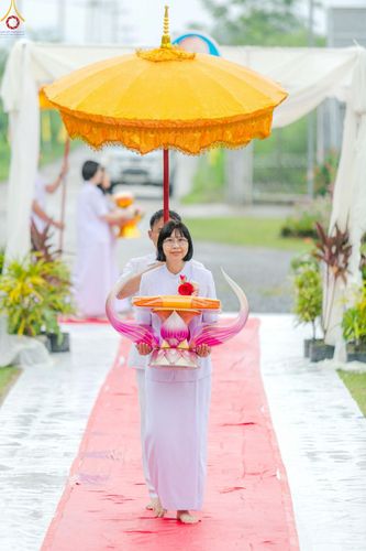 ภาพ No.246813:วันอาทิตย์ที่ 14 กันยายน พ.ศ. 2568 พิธีทอดผ้าป่า ซื้อดิน ปรับพื้นที่ลานธรรม  และพิธีกลั่นแผ่นดิน โปรยทราย สถาปนาองค์พระเจดีย์ เพื่อสร้างสันติภาพโลก  ณ ศูนย์ปฏิบัติธรรมสระบุรี อ.พระพุทธบาท จ.สระบุรี