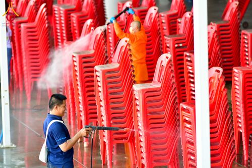 ภาพ No.213331:วันที่ 11-28 มีนาคม พ.ศ. 2568 เจ้าหน้าที่ และอาสาสมัคร เตรียมงานบุญวันคุ้มครองโลก ณ วัดพระธรรมกาย