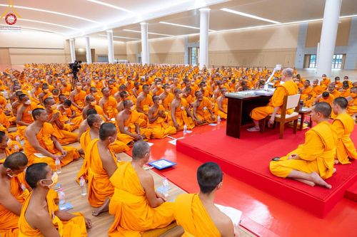 ภาพ No.187685:พระธรรมยาตรา รับฟังพระธรรมเทศนา จากหลวงพ่อทัตตชีโว ในโครงการธรรมยาตรา ปีที่ 13 กตัญญูบูชา มหาปูชนียาจารย์ พระมงคลเทพมุนี(สด จนฺทสโร) พระผู้ปราบมาร อนุสรณ์สถาน 7 แห่ง ณ ห้องแก้วสารพัดนึก 2 วัดพระธรรมกาย วันที่ 26 ธันวาคม พ.ศ. 2567