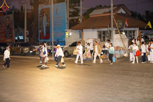 ภาพ No.126001:พิธีทำบุญเมืองนครราชสีมา ฉลอง 556 ปี ตักบาตรพระ 10,000 รูป ในวันเสาร์ที่ 2 มีนาคม พ.ศ.2567 ณ อนุสาวรีย์ท้าวสุรนารี จ.นครราชสีมา จัดโดย คณะสงฆ์จังหวัดนครราชสีมา ร่วมกับสำนักงานจังหวัดนครราชสีมา