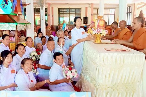 ภาพ No.258989:วันที่ 19 ตุลาคม พ.ศ. 2568 พิธีทอดกฐินสามัคคีทั่วไทย 30,000 วัด โดยคณะศิษยานุศิษย์ บูชาธรรม 81 ปี หลวงพ่อธัมมชโย วัดโคกเหล็ก อ.ห้วยราช จ.บุรีรัมย์