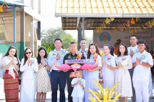 ภาพ No.104624:ทอดผ้าป่าสามัคคี เพื่อสมทบทุนสร้างหอฉัน ๑๑๓ ปี คุณยายอาจารย์มหารัตนอุบาสิกาจันทร์ขนนกยูง ครั้งที่ ๗ ในวันอาทิตย์ ที่ ๒๘ เมษายน พ.ศ. ๒๕๖๗ ณ ศูนย์การศึกษาจอมบึง ต.รางบัว อ.จอมบึง จ.ราชบุรี