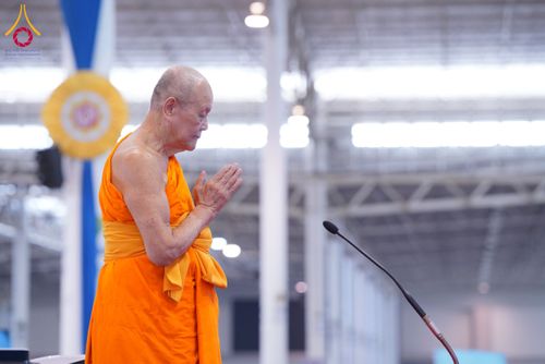 ภาพ No.127028:พิธีมอบใบประกาศเกียรติคุณองค์กรนานาชาติ และหน่วยงานที่ชักชวนคนร่วมโครงการนั่งสมาธิเพื่อสันติภาพโลกมากที่สุด วันอาทิตย์ที่ 1 มีนาคม พ.ศ. 2567 ณ สภาธรรมกายสากล วัดพระธรรมกาย