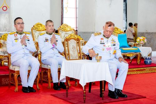 ภาพ No.214730:พิธีต้อนรับสัญญาบัตร พัดยศ พระราชวิเทศวชิรเวที (บัณฑิต วรปญฺโญ) เจ้าอาวาสวัดพระธรรมกายสกอตแลนด์ สหราชอาณาจักร ผู้ช่วยเจ้าอาวาสวัดพระธรรมกาย ณ อุโบสถพระไตรปิฏก วัดพระธรรมกาย