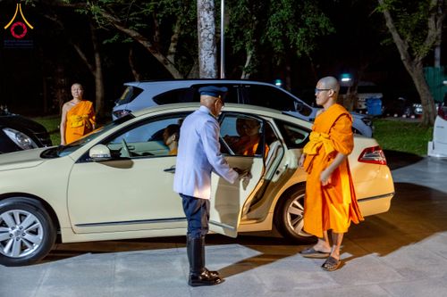 ภาพ No.231205:วันพฤหัสบดีที่ 3 กรกฏาคม พ.ศ. 2568 พิธีมุทิตาสักการะพระภิกษุนาคหลวง พระมหาพนาวัฒน์ ธมฺมนฺตคามี (จันทร์เผือก) เปรียญธรรม ๙ ประโยค ณ วัดพระธรรมกาย ปทุมธานี