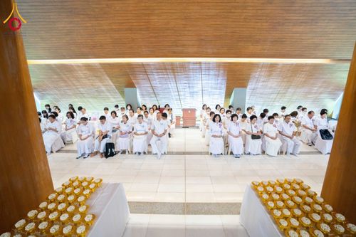 ภาพ No.174310:พิธีทอดกฐินกตัญญูบูชาธรรม ณ ศูนย์ปฏิบัติธรรมพระมงคลเทพมุนี อ.สองพี่น้อง จ.สุพรรณบุรี ในโครงการกฐินสามัคคีทั่วไทย 30,000 วัด บูชาธรรม 80 ปี หลวงพ่อธัมมชโย โดยคณะศิษยานุศิษย์วัดพระธรรมกาย วันที่ 10 พฤศจิกายน พ.ศ. 2567
