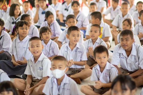 ภาพ No.104859:วันรวมพลังเด็กดี V-star ผู้นำฟื้นฟูศีลธรรมโลก จังหวัดกำแพงเพชร ณ ศูนย์ปฏิบัติธรรมกำแพงเพชร ในอุปถัมภ์พระพรหมวชิรปัญญาจารย์ วันที่ 22 ธันวาคม พ.ศ. 2566