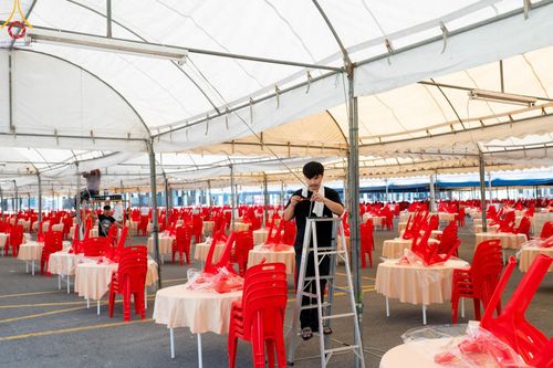 ภาพ No.60789:V.37 ยิ่งกว่าดี เพื่อ 80 ปีของพ่อ ภาพการเตรียมงานของหน่วยงานต่างๆ เพื่อพิธีฉลองอายุวัฒนมงคล 80 ปี หลวงพ่อธัมมชโย และรับถวายมหาสังฆทาน 10,000 กว่าวัดทั่วประเทศ ในวันคุ้มครองโลก วันจันทร์ที่ 22 เมษายน พ.ศ. 2567