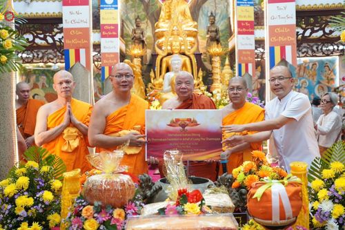 ภาพ No.94162:วัดพระธรรมกาย ร่วมบุญกฐินเวียดนาม เชื่อมสัมพันธไมตรี สร้างสามัคคีสงฆ์ วันที่ 12 พฤศจิกายน พ.ศ. 2566