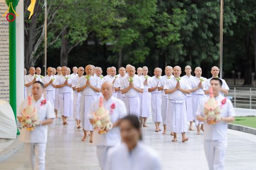 ภาพ No.286463:วันเสาร์ที่ 12 กรกฏาคม พ.ศ.2568 พิธีบรรพชาอุปสมบท  โครงการบรรพชาอุปสมบทหมู่ ธรรมทายาทนานาชาติ(ภาคภาษาจีน), โครงการบรรพชาสามเณร โรงเรียนนานาชาติ รุ่นที 14