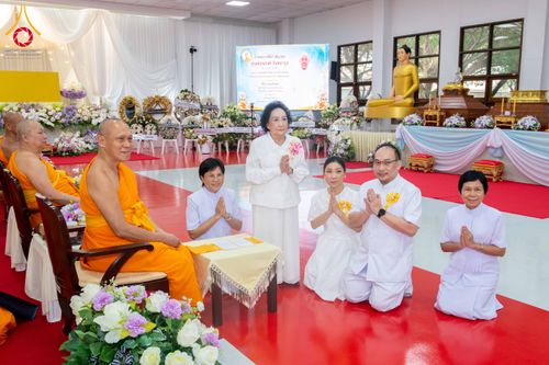 ภาพ No.316087:วันศุกร์ที่ 27 มีนาคม พ.ศ. 2569 พิธีบำเพ็ญกุศล คุณพ่อณรงค์ จินตมากุล  สิริอายุ 99 ปี 11 เดือน โยมบิดา พระครูปลัดรัตนวีรวัฒน์ (รังสฤษดิ์ อิทฺธิจินตโก) ที่ปรึกษาเจ้าคณะจังหวัดปทุมธานี เจ้าอาวาสวัดพระธรรมกาย  ณ ห้องปลูกศรัทธา 2 วัดพระธรรมกาย ปทุมธานี