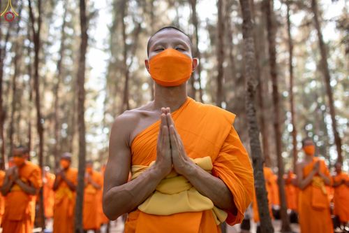 ภาพ No.70815:พิธีต้อนรับพระธรรมยาตรา ในโครงการธรรมยาตรากตัญญูบูชา มหาปูชนียาจารย์ พระมงคลเทพมุนี(สด จนฺทสโร) พระผู้ปราบมาร อนุสรณ์สถาน 7 แห่ง ปีที่ 11 วันที่ 14 มกราคม พ.ศ. 2566 ณ อนุสรณ์สถานลำดับที่ 3 สถานที่เกิดในเพศสมณะ วัดสองพี่น้อง อ.สองพี่น้อง จ.สุพรรณบุรี