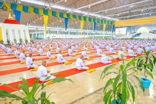 ภาพ No.64330:พิธีบรรพชาสามเณรธรรมทายาท โครงการอุปสมบทบูชาธรรมมหาปูชนียาจารย์ วันเสาร์ที่ 26 พฤศจิกายน พ.ศ. 2565 ณ วัดพระธรรมกาย จ.ปทุมธานี