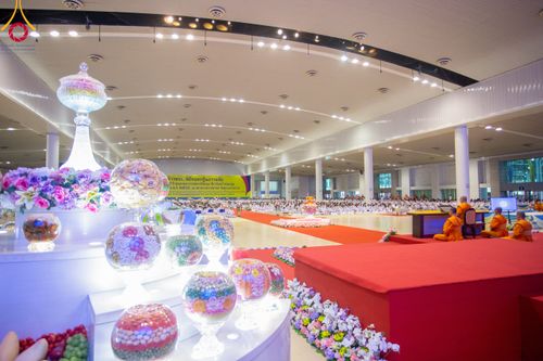 ภาพ No.92169:พิธีบูชาข้าวพระ ในวันทอดกฐินสามัคคี อาทิตย์ต้นเดือนที่ 5 พฤศจิกายน พ.ศ. 2566 ณ วัดพระธรรมกาย จ.ปทุมธานี