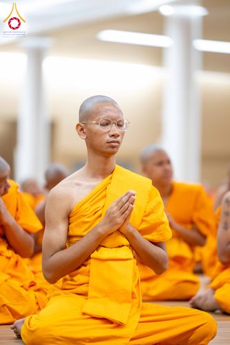 ภาพ No.319573:วันเสาร์ที่ 4 เมษายน พ.ศ.2569 พิธีขอขมา มอบผ้าไตร และถวายบาตรแด่นาคธรรมทายาท ในโครงการบรรพชาสามเณรฟื้นฟูพระพุทธศาสนาทั่วไทย โครงการหน่อแก้วเปรียญธรรม รุ่นที่ 14 โครงการสามเณรยุวธรรมทายาท รุ่นที่ 34 โครงการสามเณรมัชฌิมธรรมทายาท รุ่นที่ 30 ณ สภาธรรมกายสากล