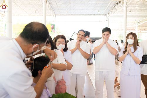 ภาพ No.63593:พิธีปลงผมนาคธรรมทายาท โครงการอุปสมบทบูชาธรรม มหาปูชนียาจารย์ประจำปี 2565 วันที่ 19 พฤศจิกายน พ.ศ. 2565 ณ สภาธรรมกายสากล วัดพระธรรมกาย