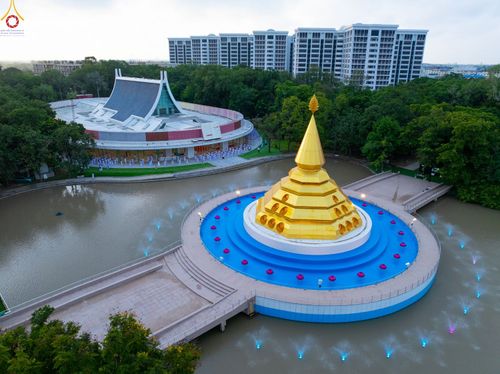ภาพ No.350749:วันที่ 19 กันยายน พ.ศ.2569 พิธีบรรพชาอุปสมบท โครงการอุปสมบทหมู่บูชาธรรม ครบรอบ 109 ปี วันครูผู้ค้นพบวิชชาธรรมกาย ณ โบสถ์พระไตรปิฏก วัดพระธรรมกาย