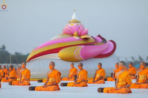 ภาพ No.74237:พุทธบุตรธรรมยาตรา ปฏิบัติธรรมและบันทึกภาพประวัติศาสตร์ ในโครงการธรรมยาตรากตัญญูบูชา มหาปูชนียาจารย์ พระมงคลเทพมุนี(สด จนฺทสโร) พระผู้ปราบมาร อนุสรณ์สถาน 7 แห่ง ปีที่ 11 ณ อนุสรณ์สถานบางปลา อ.บางเลน จ.นครปฐม วันที่ 23 มกราคม พ.ศ. 2566