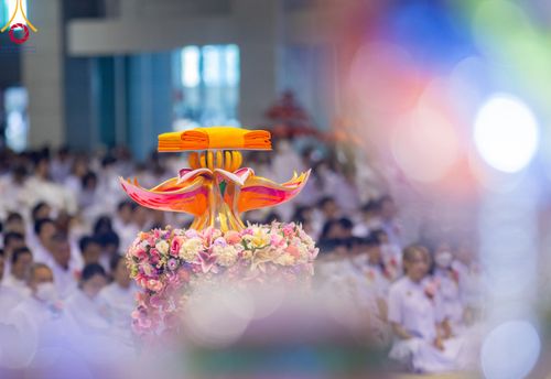 ภาพ No.92183:พิธีบูชาข้าวพระ ในวันทอดกฐินสามัคคี อาทิตย์ต้นเดือนที่ 5 พฤศจิกายน พ.ศ. 2566 ณ วัดพระธรรมกาย จ.ปทุมธานี