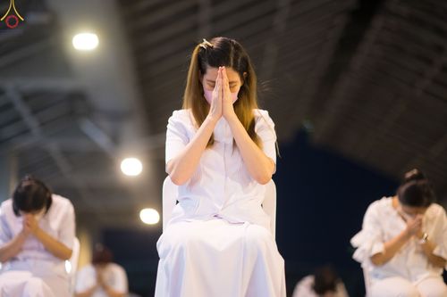 ภาพ No.72859:พิธีฉลองชัยสวดมนต์บทธรรมจักร 5,045,000,114 จบ เนื่องในวันคล้ายวันเกิด ครบรอบ 114 ปี คุณยายมหารัตนอุบาสิกาจันทร์ ขนนกยูง ณ วัดพระธรรมกาย จ.ปทุมธานี วันที่ 19 มกราคม พ.ศ. 2566