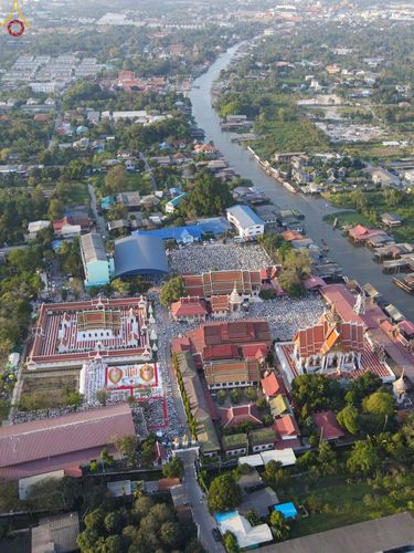 ภาพ No.73238:พิธีจุดประทีปถวายเป็นพุทธบูชา และบูชาธรรมมหาปูชนียาจารย์ ในโครงการธรรมยาตรากตัญญูบูชา มหาปูชนียาจารย์ พระมงคลเทพมุนี(สด จนฺทสโร) พระผู้ปราบมาร ปีที่ 11 ณ อนุสรณ์สถานลำดับที่ 4 สถานที่เกิดด้วยกายธรรม วัดโบสถ์ (บน) บางคูเวียง อ.บางกรวย จ.นนทบุรี วันที่ 21 