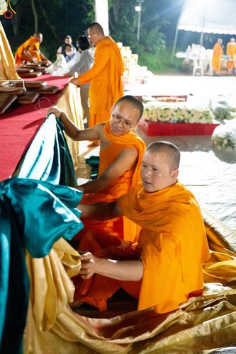 ภาพ No.283413:วันที่ 12 -13 ธันวาคม พ.ศ.2568 เบื้องหลังความสำเร็จ ของการจัดงานตักบาตร พระ 1,000 รูป เขาใหญ่