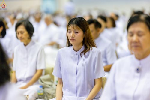 ภาพ No.331204:วันวิสาขบูชา อาทิตย์ที่ 31 พฤษภาคม พ.ศ.2569 พิธีปฏิบัติธรรม ณ ห้องแก้วสารพัดนึก 1  วัดพระธรรมกาย จังหวัดปทุมธานี