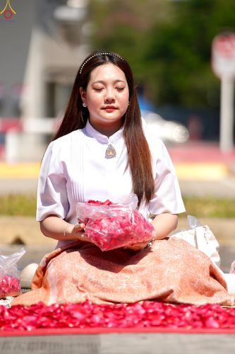 ภาพ No.304159:วันที่ 25 มกราคม พ.ศ. 2569 พิธีต้อนรับพระธรรมยาตรา  รร.สามัคคีราษฏร์บำรุง-วัดพระธรรมกาย ในโครงการธรรมยาตรา กตัญญูบูชา มหาปูชนียาจารย์ พระมงคลเทพมุนี(สด จนฺทสโร) พระผู้ปราบมาร อนุสรณ์สถาน 7 แห่ง ปีที่ 14