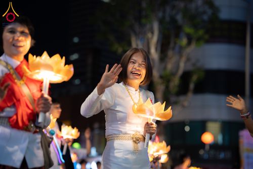 ภาพ No.328974:วันเสาร์ที่ 16 พฤษภาคม พ.ศ.2569 งานเทศกาลโคมวิสาขบูชานานาชาติ หรือ ยอนดึงฮเว  연등회 (Lotus Lantern Festival) ประจำปี 2569 ประเทศเกาหลีใต้