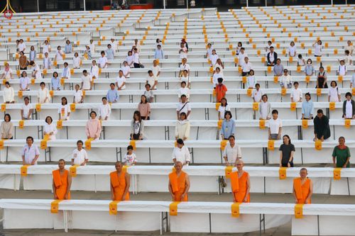 ภาพ No.320262:วันที่ 3-7 เมษายน พ.ศ.2569 การเตรียมงาน ณ ลานธรรม เพื่องานถวายมหาสังฆทาน 40,000 กว่าวัดทั่วประเทศ วันคุ้มครองโลก 22 เมษายน พ.ศ.2569 วัดพระธรรมกาย